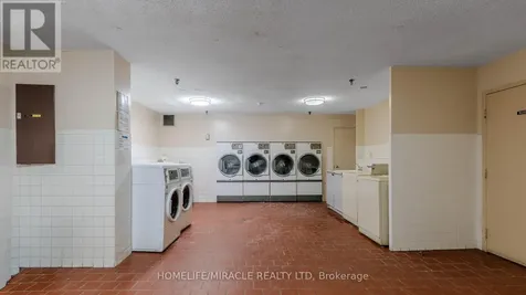 177 Linus Road Toronto (don Valley Village) ON M2J 4S5