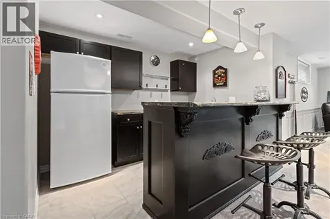 21 Farrow Road Brantford ON N3T 5L7