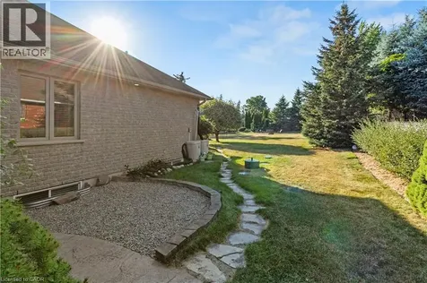 21 Farrow Road Brantford ON N3T 5L7
