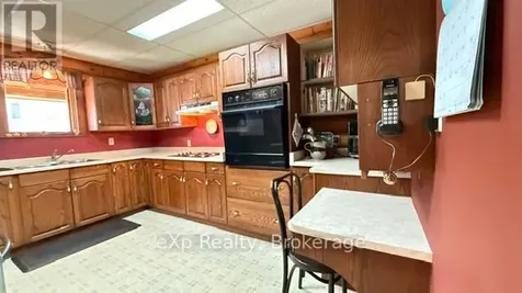 6 Cayley Street North Brockton ON N0G 2V0