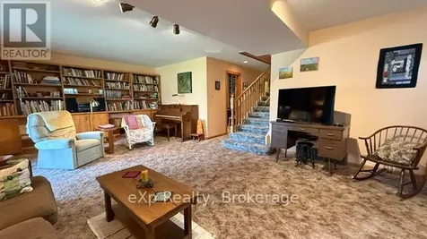 6 Cayley Street North Brockton ON N0G 2V0