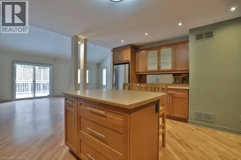 7 Gibson Place St. Catharines ON L2R 0A3