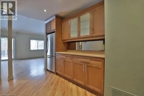 7 Gibson Place St. Catharines ON L2R 0A3