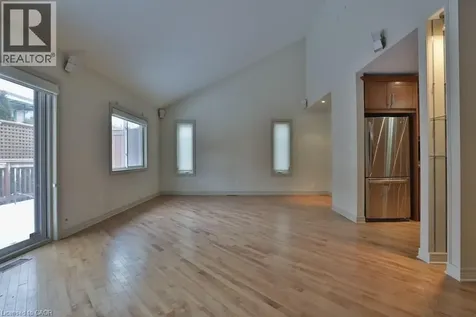 7 Gibson Place St. Catharines ON L2R 0A3