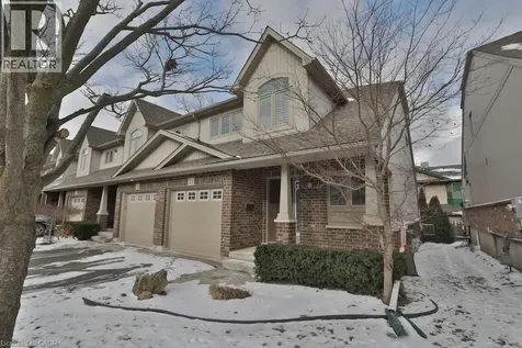 7 Gibson Place St. Catharines ON L2R 0A3