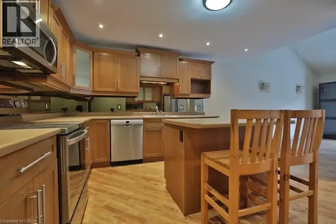 7 Gibson Place St. Catharines ON L2R 0A3