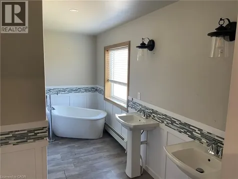 2916 Shannonville Road Tyendinaga ON K0K 2V0