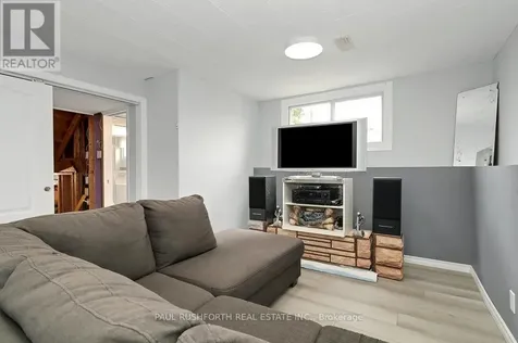 2191 Bickerton Avenue Ottawa ON K1J 6Y1