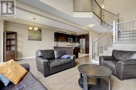 561 Rioja Street Ottawa ON K2S 0V8