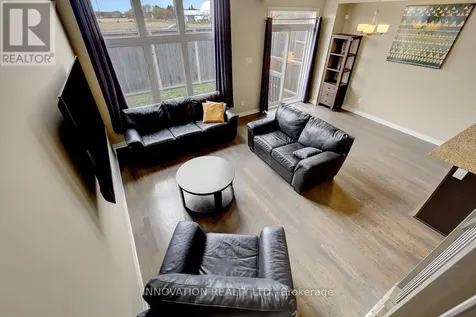 561 Rioja Street Ottawa ON K2S 0V8
