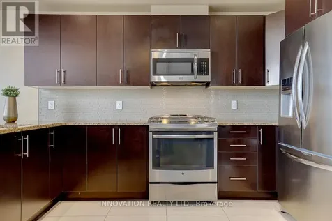561 Rioja Street Ottawa ON K2S 0V8