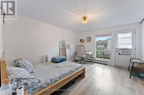 6702 Jeanne D'arc Boulevard North Ottawa ON K1C 6E9