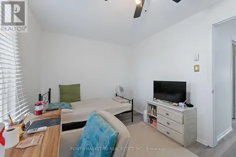 6702 Jeanne D'arc Boulevard North Ottawa ON K1C 6E9