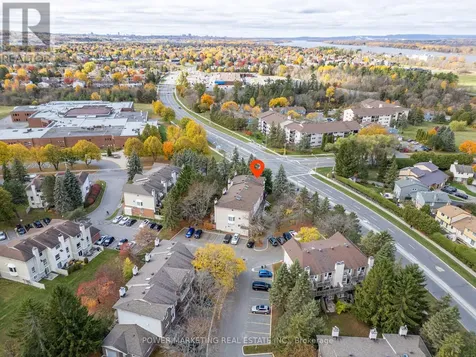 6702 Jeanne D'arc Boulevard North Ottawa ON K1C 6E9