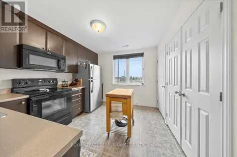 232 Shanly Private Ottawa ON K2J 5X6