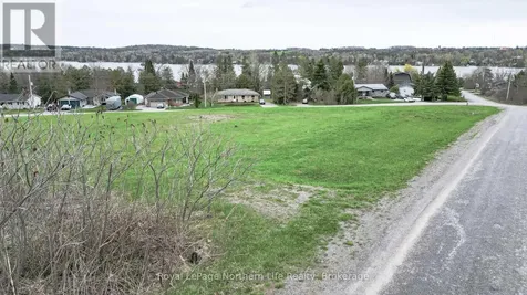25 Nurse Avenue North Selwyn ON K0L 1T0