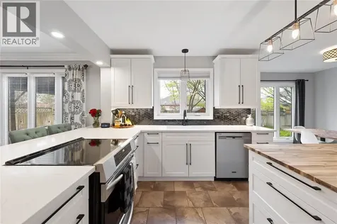 3020 Maidstone Crescent Sarnia ON N0N 1C0