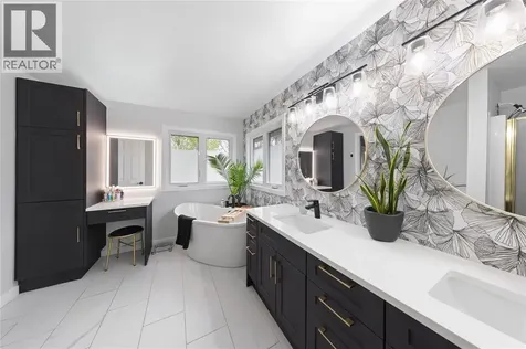 3020 Maidstone Crescent Sarnia ON N0N 1C0