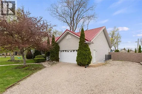 1970 Orchard Avenue Sarnia ON N0N 1C0