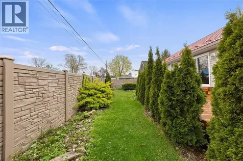 1970 Orchard Avenue Sarnia ON N0N 1C0