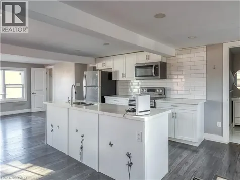 48 Shaw Street Hamilton ON L8L 3P3