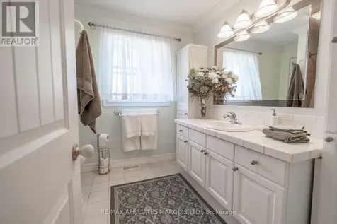 1407 Boyd Street South Cornwall ON K6J 1X2