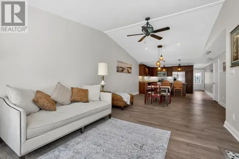 3 Chamberlain Crescent Penetanguishene ON L9M 0A5