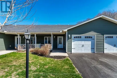 3 Chamberlain Crescent Penetanguishene ON L9M 0A5