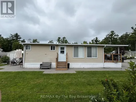 108 Madawaska Trail Wasaga Beach ON L9Z 1X7