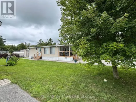 108 Madawaska Trail Wasaga Beach ON L9Z 1X7