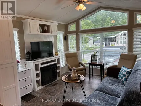 108 Madawaska Trail Wasaga Beach ON L9Z 1X7