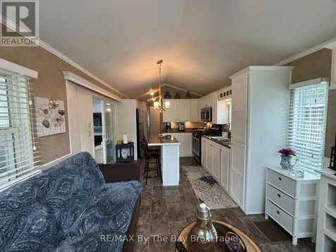 108 Madawaska Trail Wasaga Beach ON L9Z 1X7
