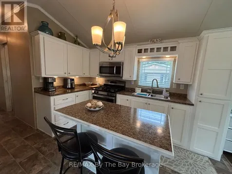 108 Madawaska Trail Wasaga Beach ON L9Z 1X7