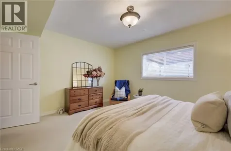 546 Jerseyville Road West Hamilton ON L9G 3L5