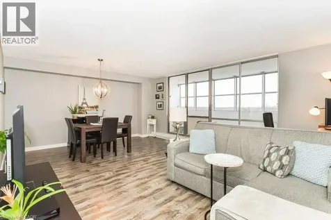 225 Harvard Place Waterloo ON N2J 4H4