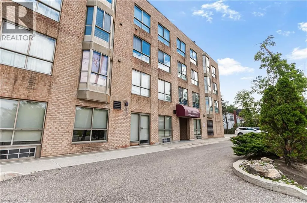 249 Major Mackenzie Drive East Richmond Hill ON L4C 9M8