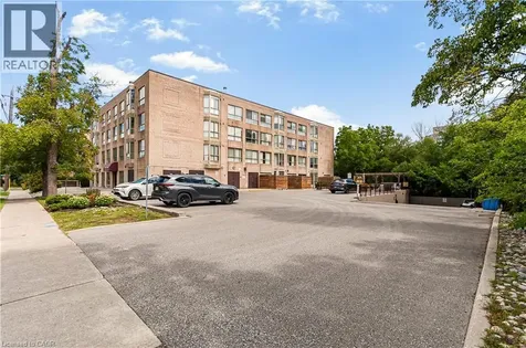 249 Major Mackenzie Drive East Richmond Hill ON L4C 9M8