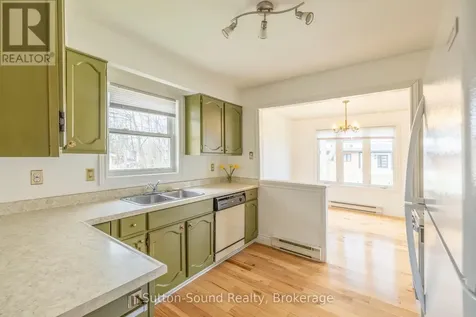 125 Paradise Bay Road Meaford ON N0H 1B0
