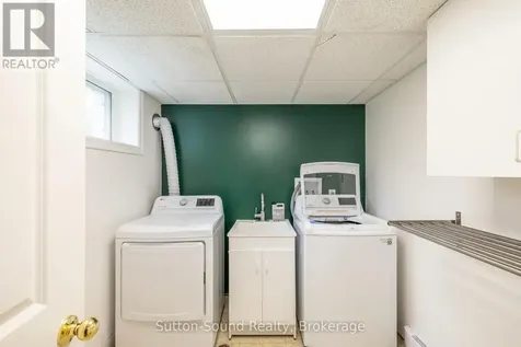 125 Paradise Bay Road Meaford ON N0H 1B0