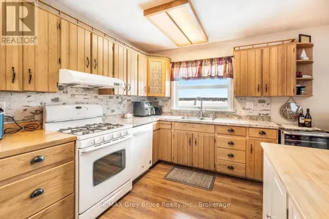 109 Widgeon Cove Road Northern Bruce Peninsula ON N0H 2T0