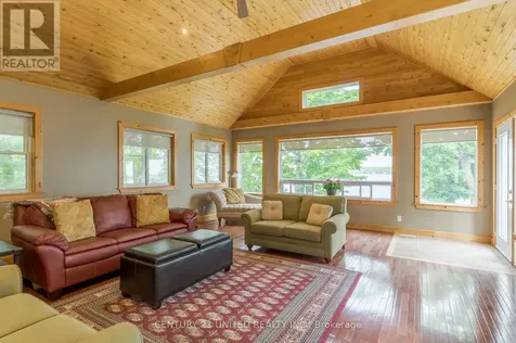 3069 Clear Lake Road West Selwyn ON K0L 2H0