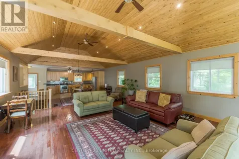 3069 Clear Lake Road West Selwyn ON K0L 2H0