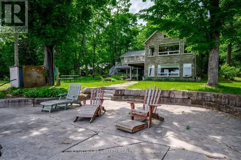 3069 Clear Lake Road West Selwyn ON K0L 2H0