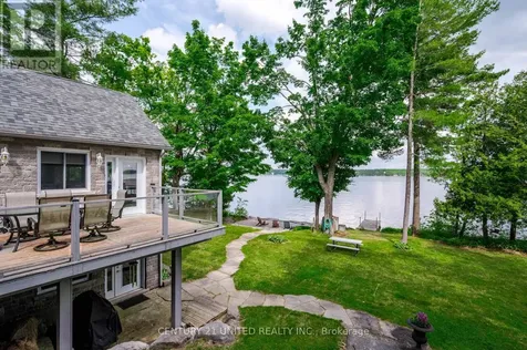 3069 Clear Lake Road West Selwyn ON K0L 2H0