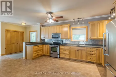 3069 Clear Lake Road West Selwyn ON K0L 2H0