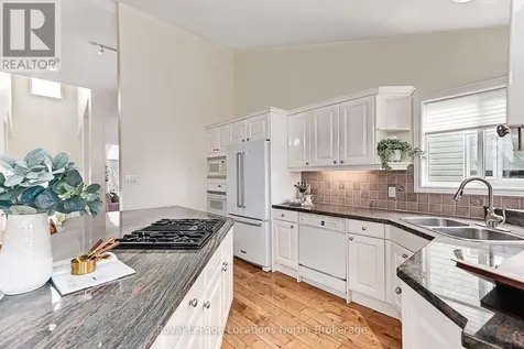 35 Barker Boulevard Collingwood ON L9Y 4W4