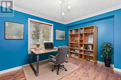 35 Barker Boulevard Collingwood ON L9Y 4W4
