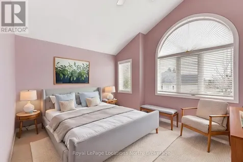35 Barker Boulevard Collingwood ON L9Y 4W4