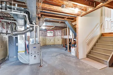 35 Barker Boulevard Collingwood ON L9Y 4W4
