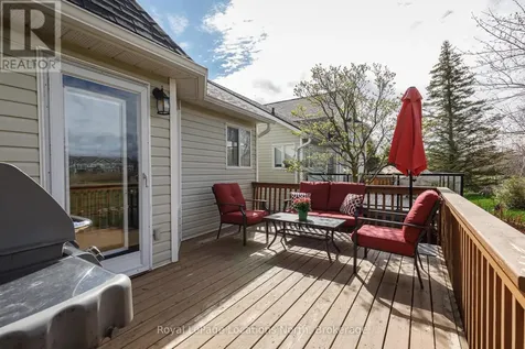 35 Barker Boulevard Collingwood ON L9Y 4W4